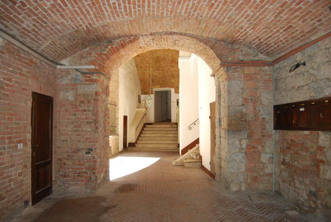 Antica Dimora Del Buongoverno Hotel เซียนา ภายนอก รูปภาพ
